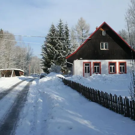 度假居 House Javornik *